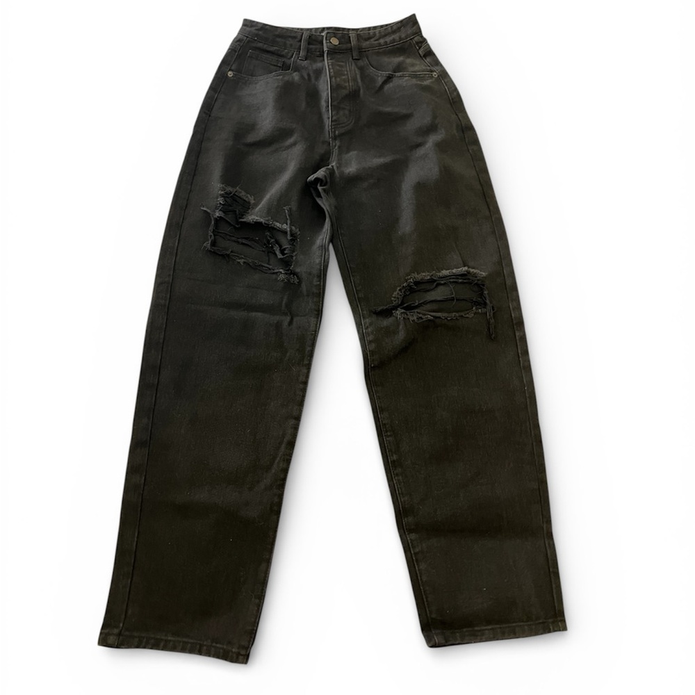 Pretty Little Thing black distressed boyfriend jeans